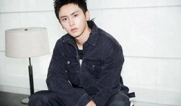 爆料娱乐圈男星,揭秘明星背后的真实生活